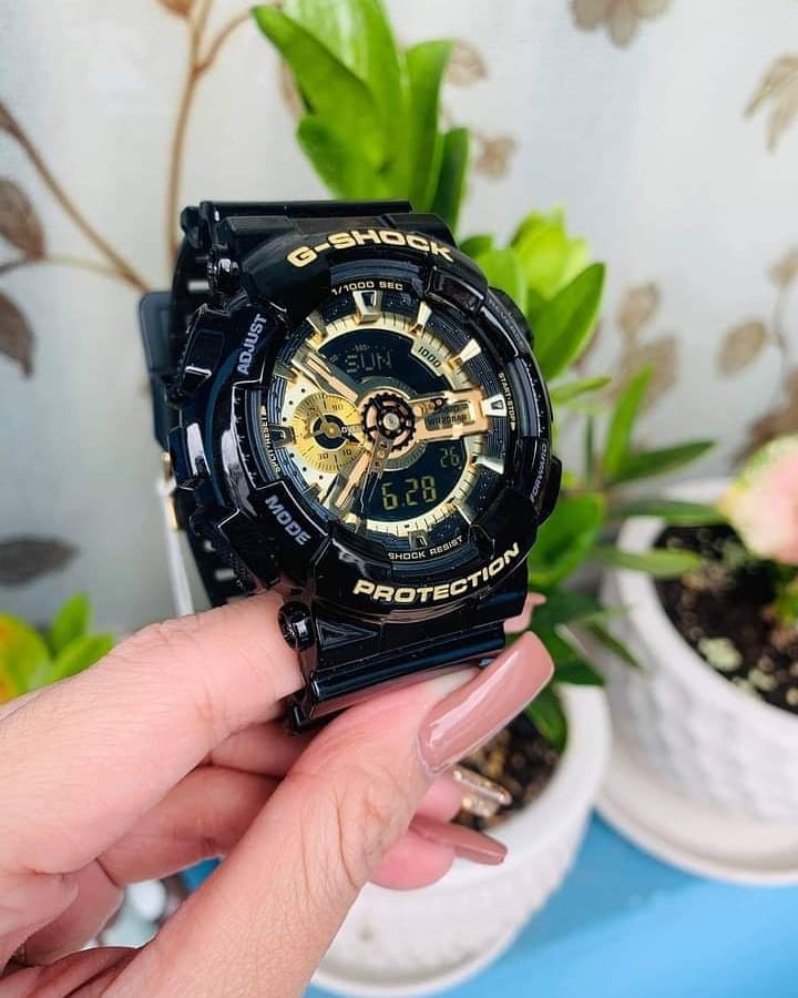 RELOJ G-SHOCK BLACK GOLD G-S-2